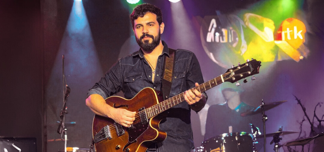 Leão da Galera em palco